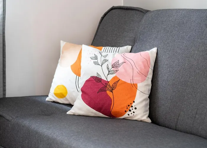 アパート Bright And Cosy In By Renters *