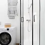 Bright And Cosy In By Renters